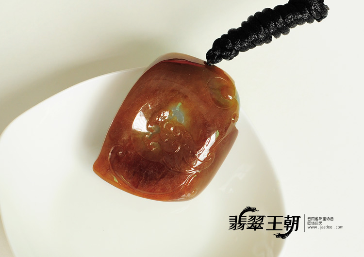 糯冰种红黄翡缅甸翡翠仿古龙凤呈祥挂件