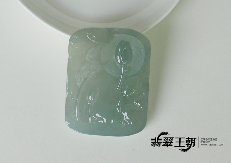 冰种晴水缅甸翡翠荷塘月色挂件