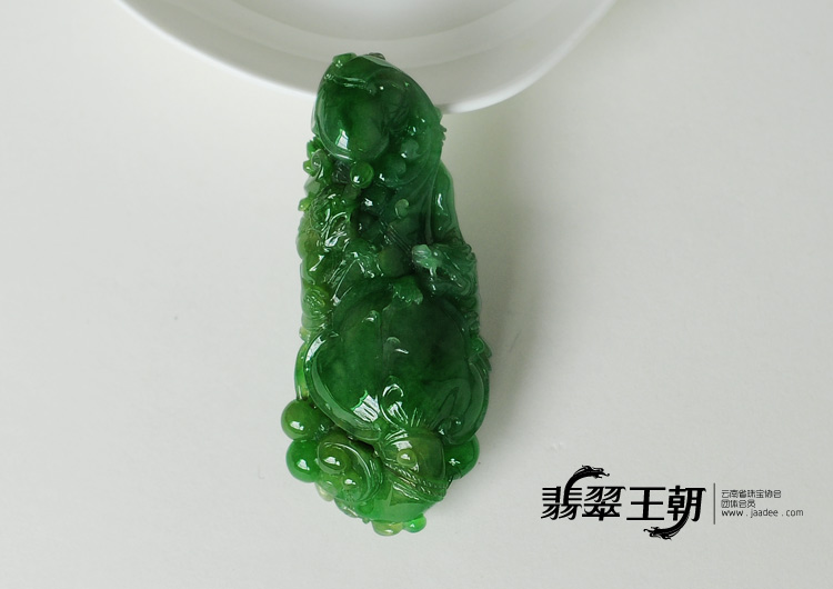 糯冰种满绿缅甸翡翠事事如意挂件