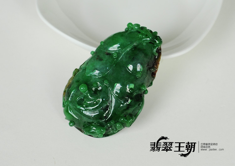 糯冰种黄加绿缅甸翡翠事业有成挂件