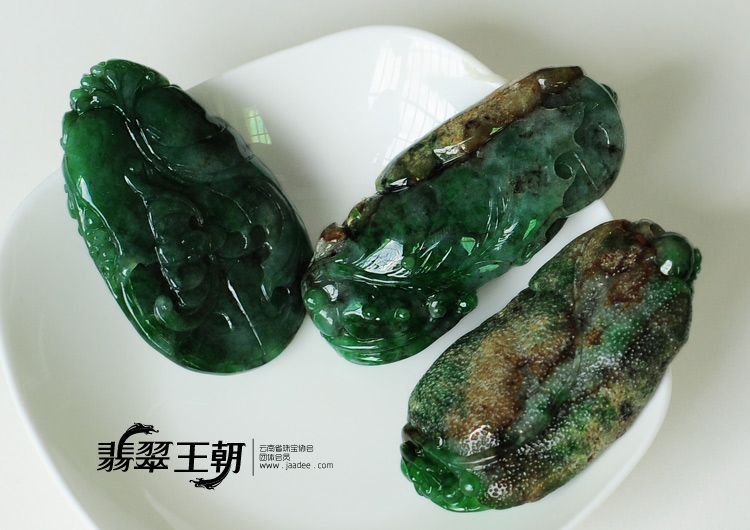 糯冰种黄加绿巧雕三件套挂件（一批走）