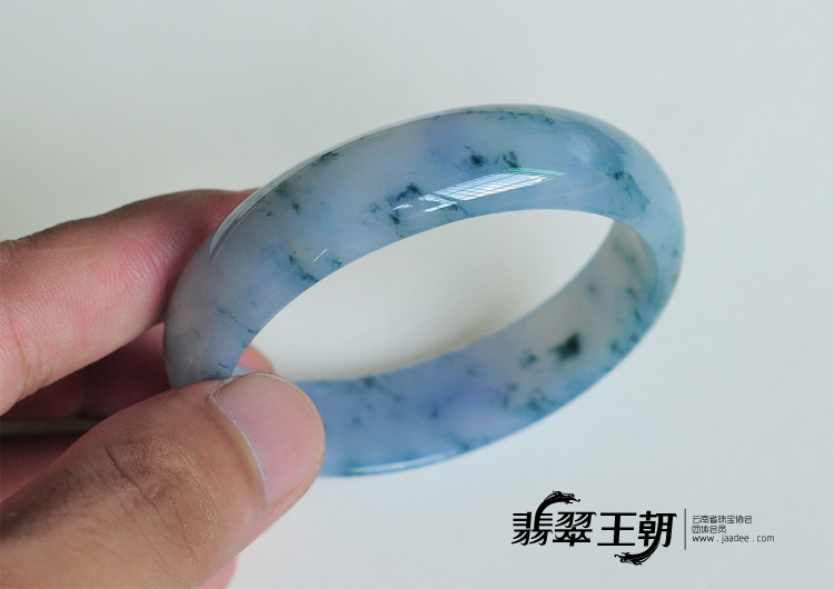 糯冰种紫罗兰飘花缅甸翡翠手镯（53.6mm）