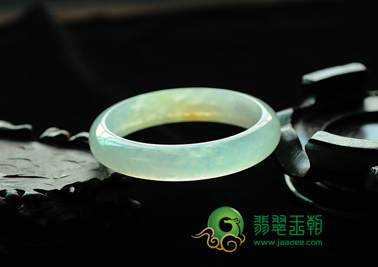 冰种黄翡缅甸翡翠手镯(55.9)