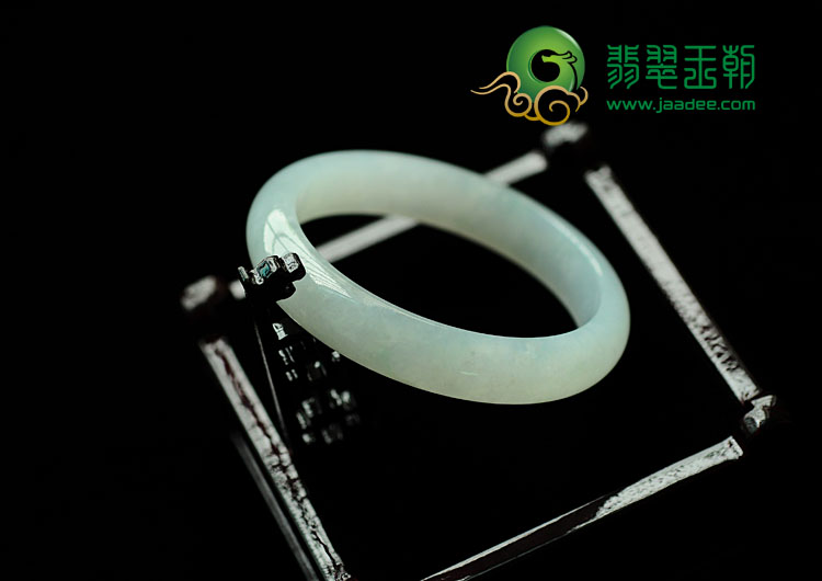 冰种缅甸翡翠手镯(55.1mm)