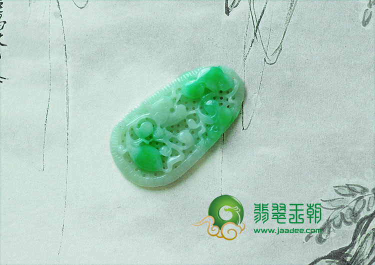 糯冰种翠色缅甸翡翠花开富贵挂件