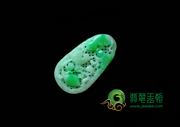 糯冰种翠色缅甸翡翠花开富贵挂件