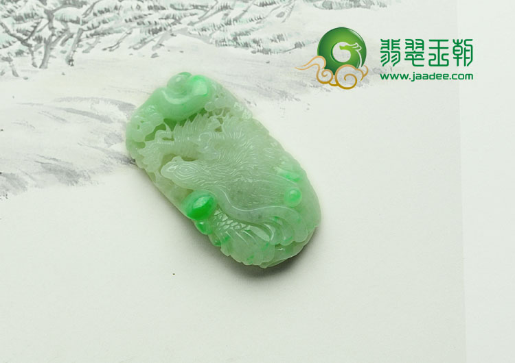 糯冰种翠色缅甸翡翠大展鸿图挂件