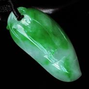 糯冰种翠色缅甸翡翠福瓜挂件