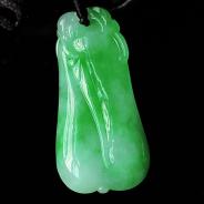 糯冰种翠色缅甸翡翠福瓜挂件