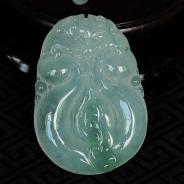 糯冰种飘翠缅甸翡翠古龙戏珠挂件