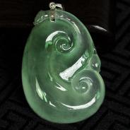 冰玻种晴水缅甸翡翠如意挂件