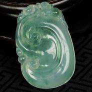 冰玻种飘花缅甸翡翠如意挂件
