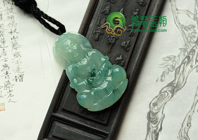 冰种飘花缅甸翡翠观音挂件