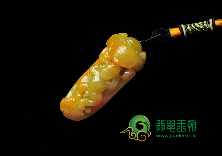 糯冰种黄翡缅甸翡翠童子挂件