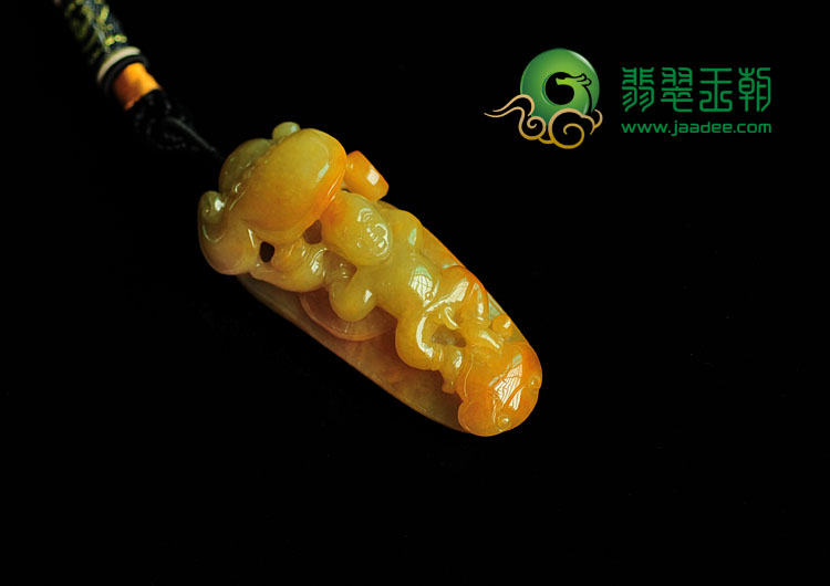 糯冰种黄翡缅甸翡翠童子挂件