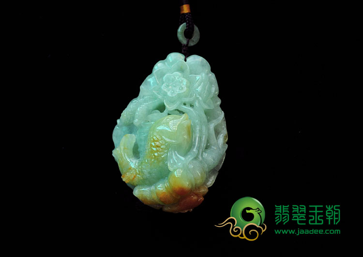 糯冰种黄翡缅甸翡翠年年有余手玩件