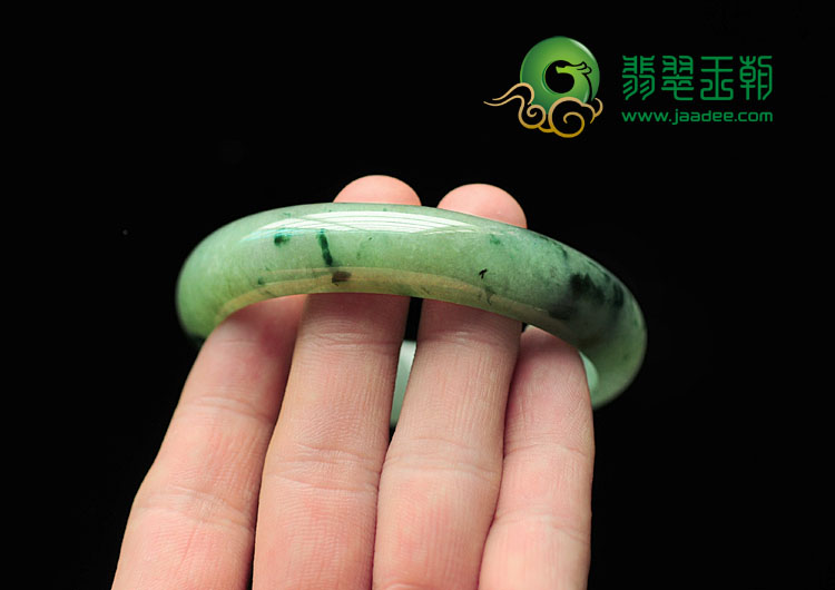 糯冰种飘花缅甸翡翠手镯(57.9mm)