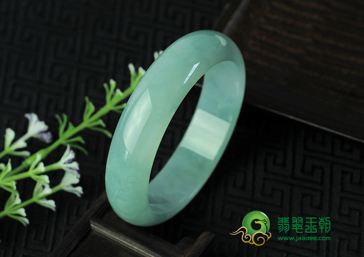 冰种晴水缅甸翡翠手镯（58.1mm）