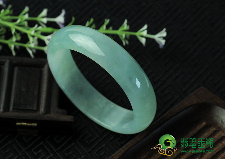 冰种晴水缅甸翡翠手镯（58.1mm）