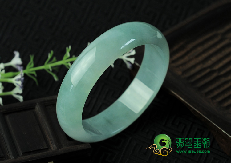 冰种晴水缅甸翡翠手镯（58.1mm）