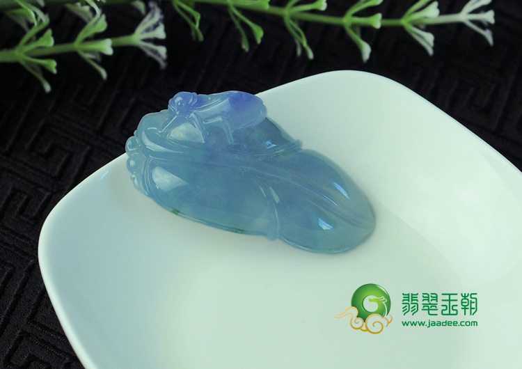 冰种紫罗兰略飘花缅甸翡翠叶子挂件