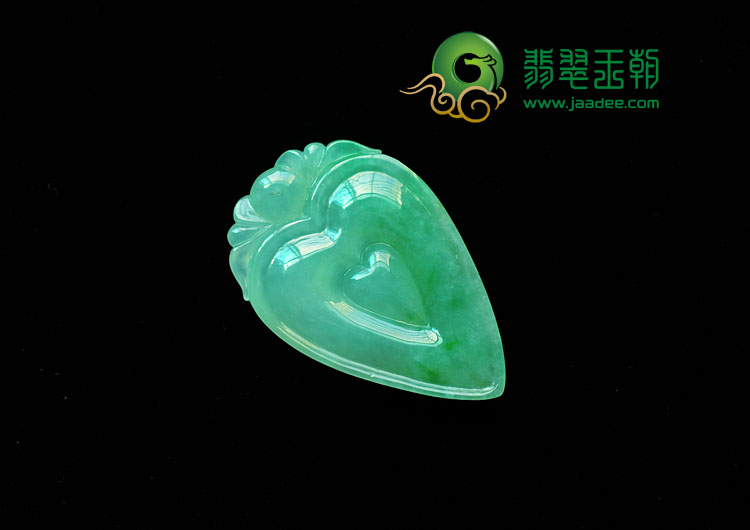 冰种绿晴水缅甸翡翠心心相印挂件