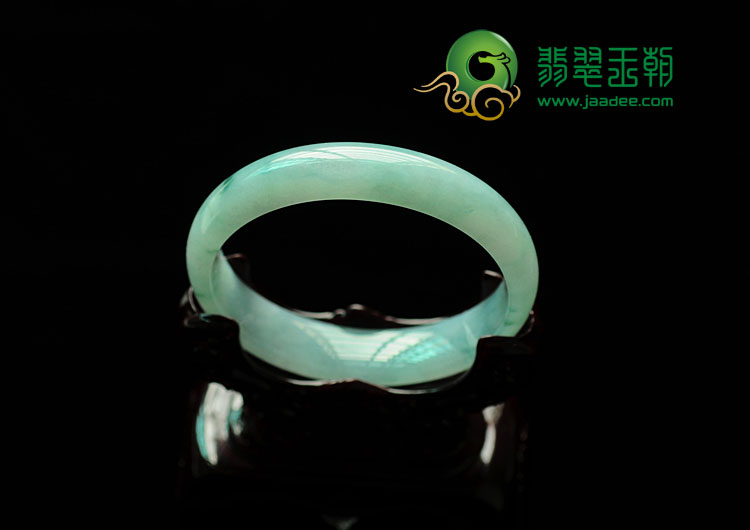 糯冰种飘花缅甸翡翠手镯(59.4mm)