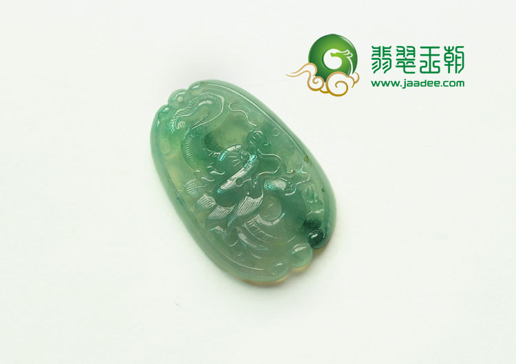 冰种飘花缅甸翡翠龙牌挂件