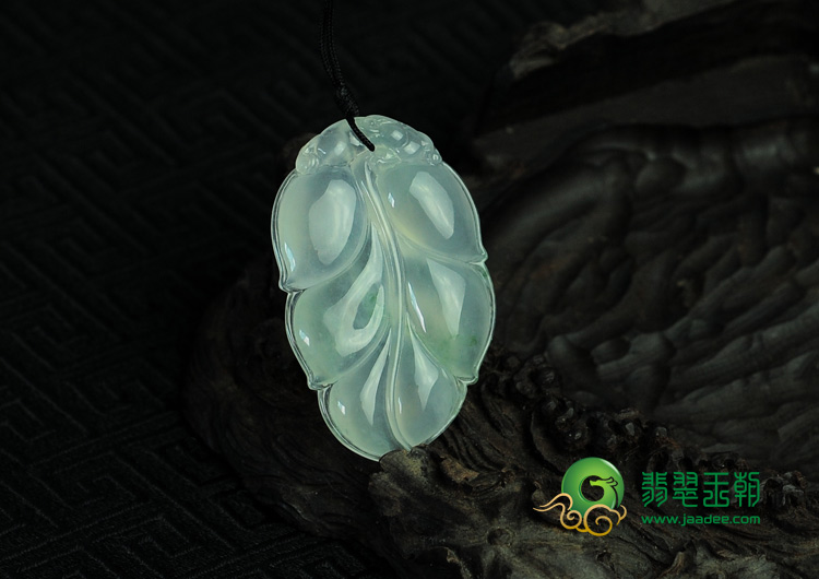 冰种略飘花缅甸翡翠叶子挂件