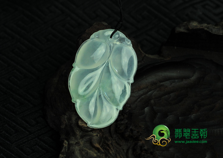 冰种略飘花缅甸翡翠叶子挂件