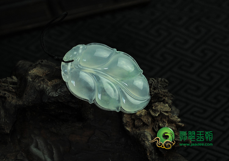 冰种略飘花缅甸翡翠叶子挂件