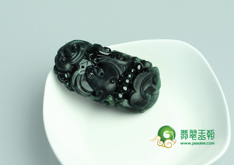 冰种墨翠缅甸翡翠福在眼前挂件