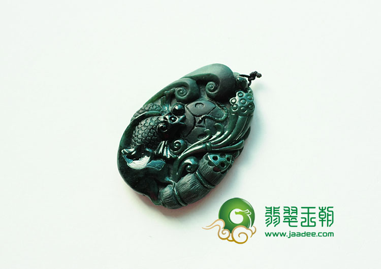 细糯种墨翠缅甸翡翠年年有余挂件