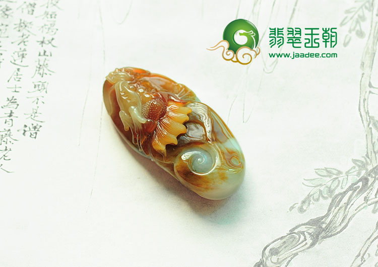 糯冰种黄翡缅甸翡翠龙头挂件