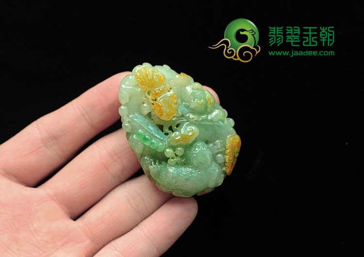 冰种三彩猫蝶富贵挂件