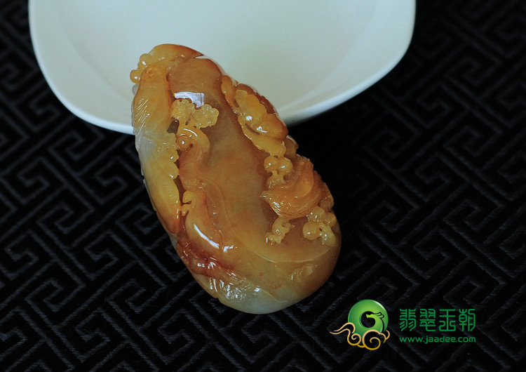 冰种黄翡缅甸翡翠鸟语花香挂件