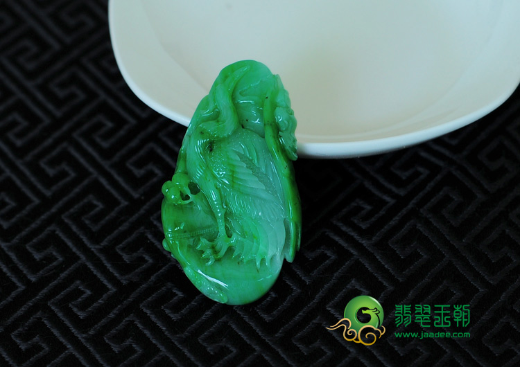 细糯种翠绿缅甸翡翠松鹤延年挂件