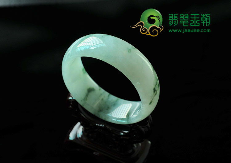 冰种飘花缅甸翡翠手镯(66.7mm)