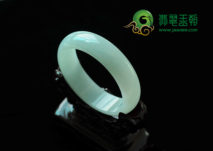 糯冰种晴水缅甸翡翠手镯(55.4mm)