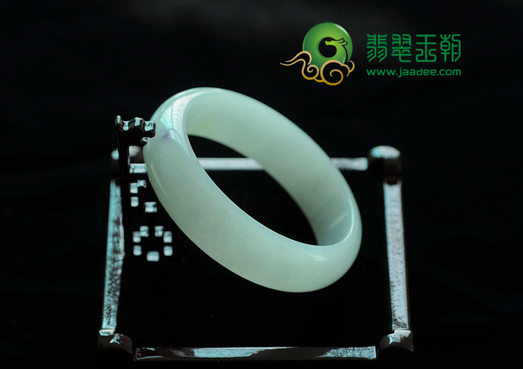 糯冰种晴水缅甸翡翠手镯(55.4mm)