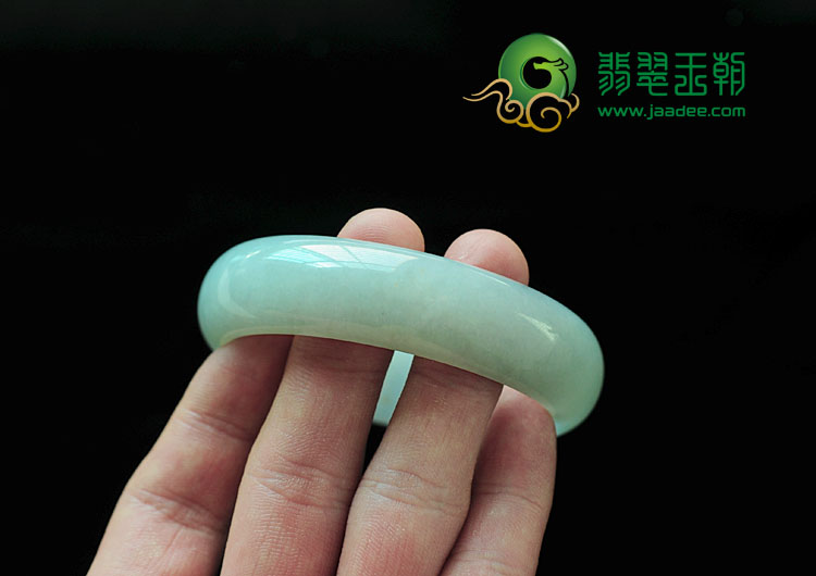 糯冰种晴水缅甸翡翠手镯(55.4mm)