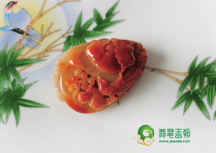 细糯种红翡缅甸翡翠富贵双喜挂件