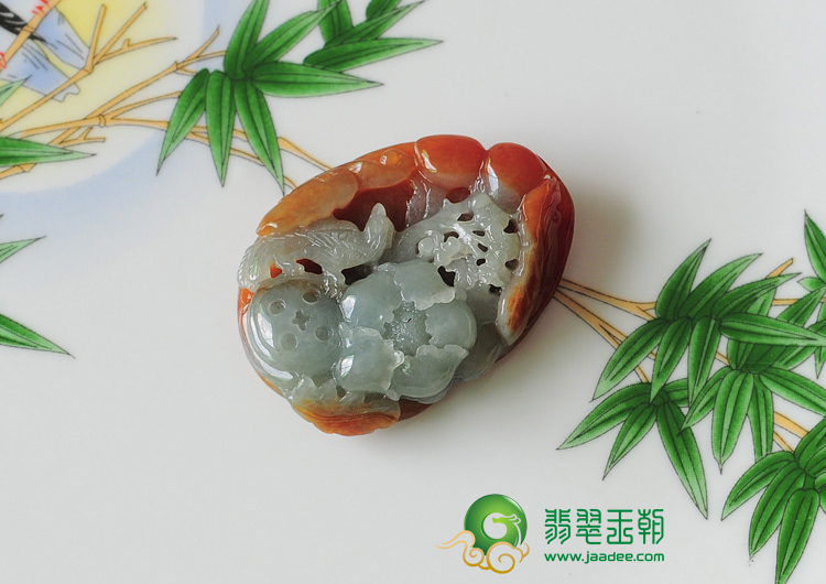 糯冰种晴水红翡缅甸翡翠富贵花开挂件