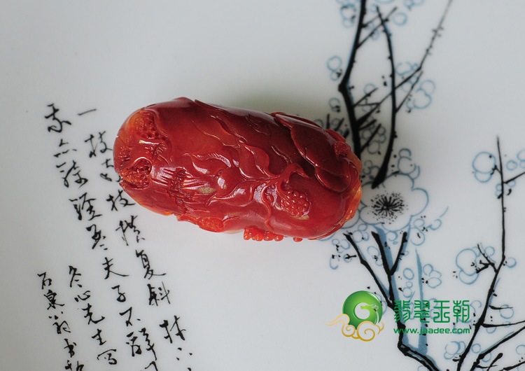 糯冰种红翡喜上眉梢挂件