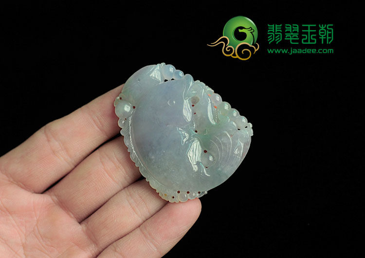 冰种春带彩缅甸翡翠年年有余挂件