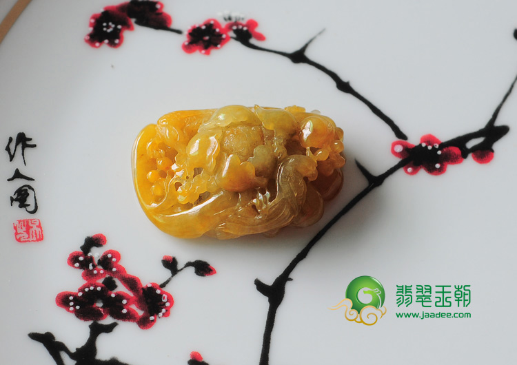 糯冰种黄翡缅甸翡翠富贵双喜挂件