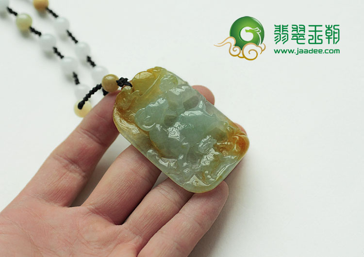 冰种黄翡缅甸翡翠三羊开泰挂件