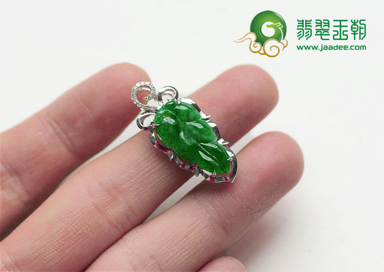 糯冰种阳绿缅甸翡翠包白金金枝玉叶挂件（真钻）