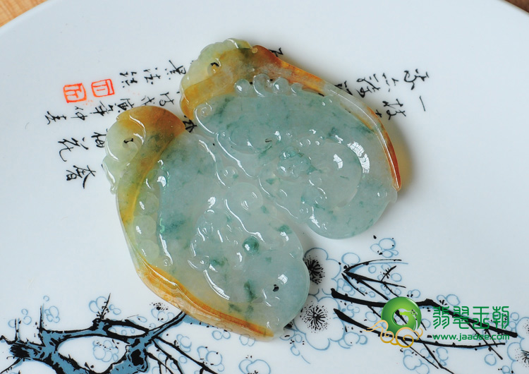 冰种黄翡飘花缅甸翡翠龙凤对牌挂件