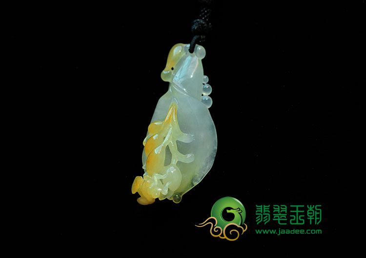冰种黄翡缅甸翡翠玉兰花挂件